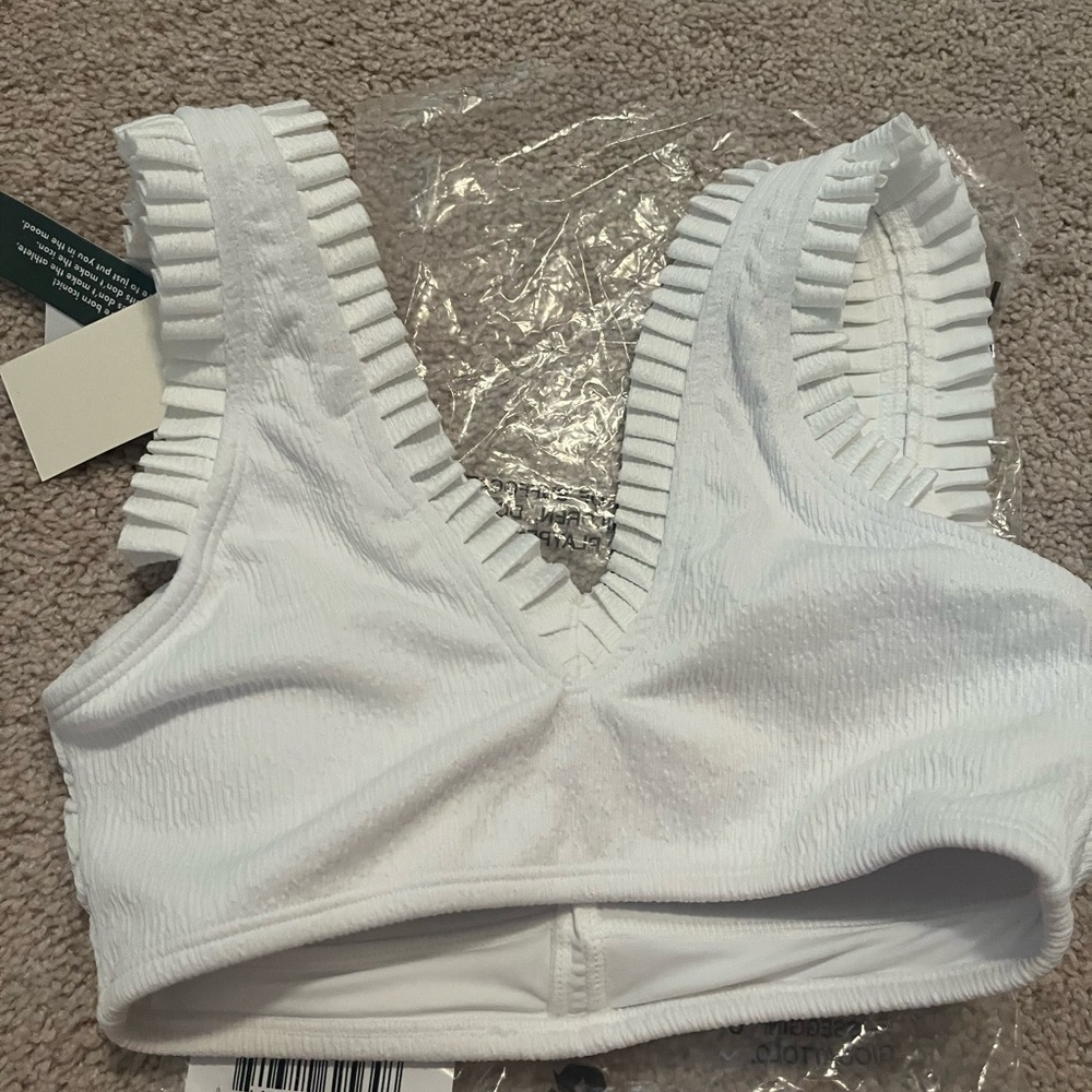 Hermoza Ruth Ruffle Bikini Swim Top - Picture 3 of 5